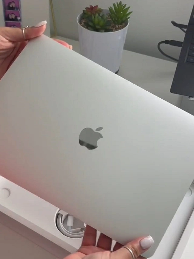 Apple MacBook Pro