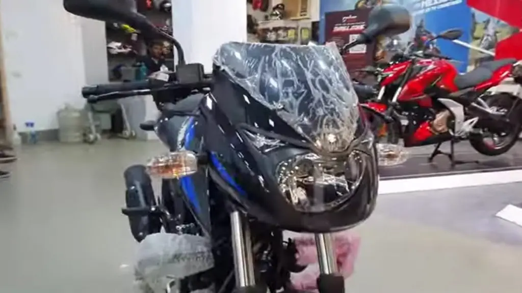 bajaj pulsar 150 down payment price